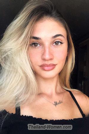 209399 - Alina Age: 26 - Quatar