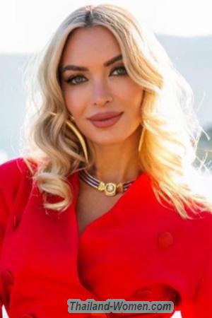 211612 - Natalia Age: 44 - Italy