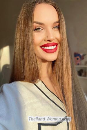 211952 - Anastasia Age: 19 - Ukraine