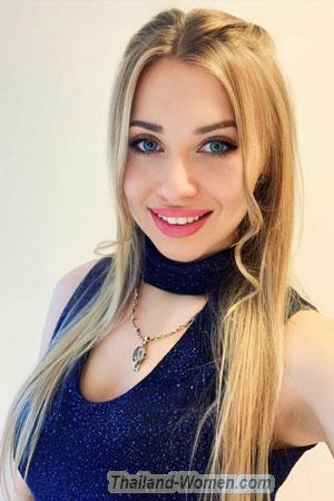 212950 - Anastasiia Age: 31 - Ukraine