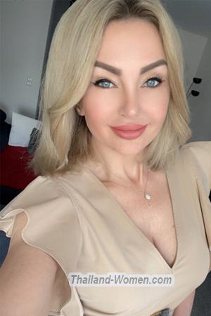 213821 - Victoriya Age: 46 - Ukraine