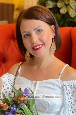 215218 - Svetlana Age: 40 - Russia