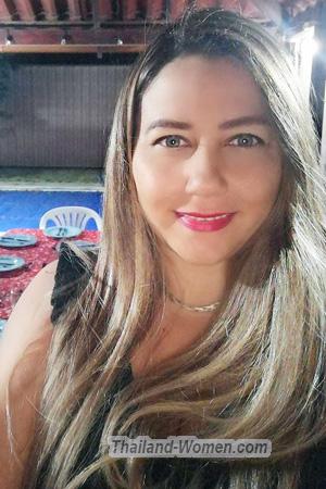 215738 - Ariana Age: 40 - Costa Rica