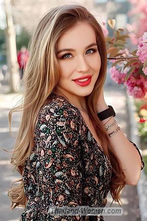 215983 - Anastasia Age: 29 - Ukraine