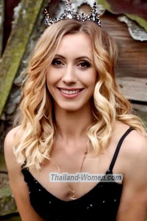 216410 - Valentina Age: 36 - Ukraine