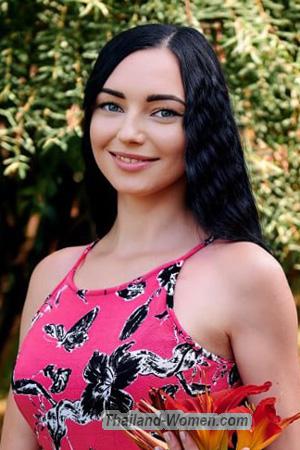 216940 - Iryna Age: 33 - Ukraine