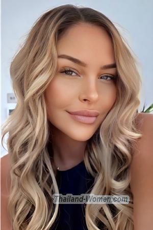 219119 - Sophie Marie Age: 32 - United Kingdom