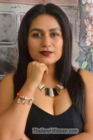 219502 - Yuliana Age: 33 - Peru