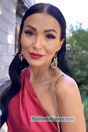 219896 - Yuliia Age: 41 - Ukraine