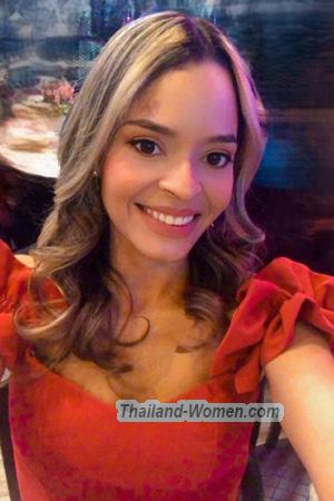 220402 - Diana Age: 35 - Colombia