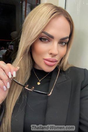 221366 - Alika Age: 46 - Ukraine