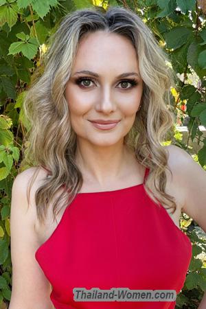 221966 - Alla Age: 45 - Ukraine