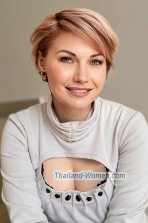 222917 - Svitlana Age: 40 - Ukraine