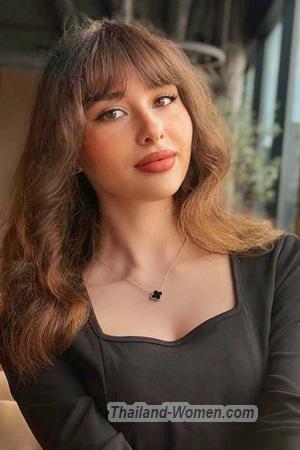 223006 - Elena Age: 18 - Ukraine
