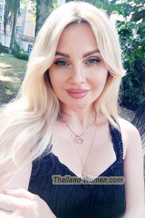 223177 - Lana Age: 54 - Ukraine