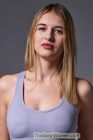 223373 - Anzhelika Age: 23 - Ukraine