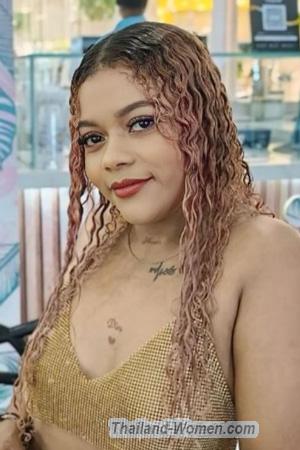 223532 - Yulieth Age: 33 - Colombia