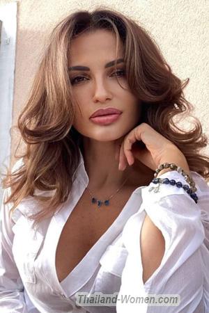 224110 - Irina Age: 51 - Ukraine