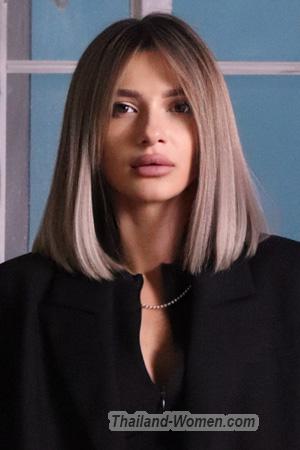 224208 - Alla Age: 31 - Ukraine