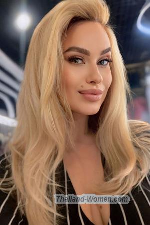 224548 - Yuliia Age: 33 - Ukraine