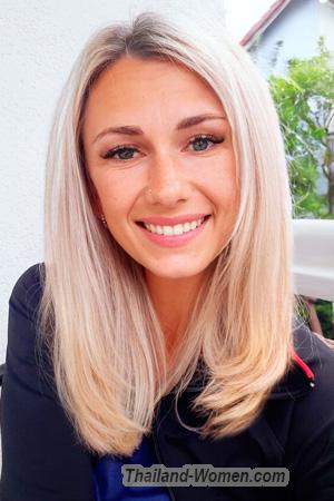 225060 - Daryna Age: 38 - Poland