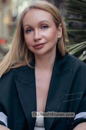 225901 - Anastasia Age: 41 - Ukraine