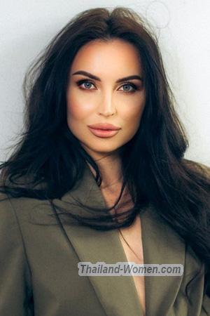 226470 - Yevheniia Age: 30 - Ukraine